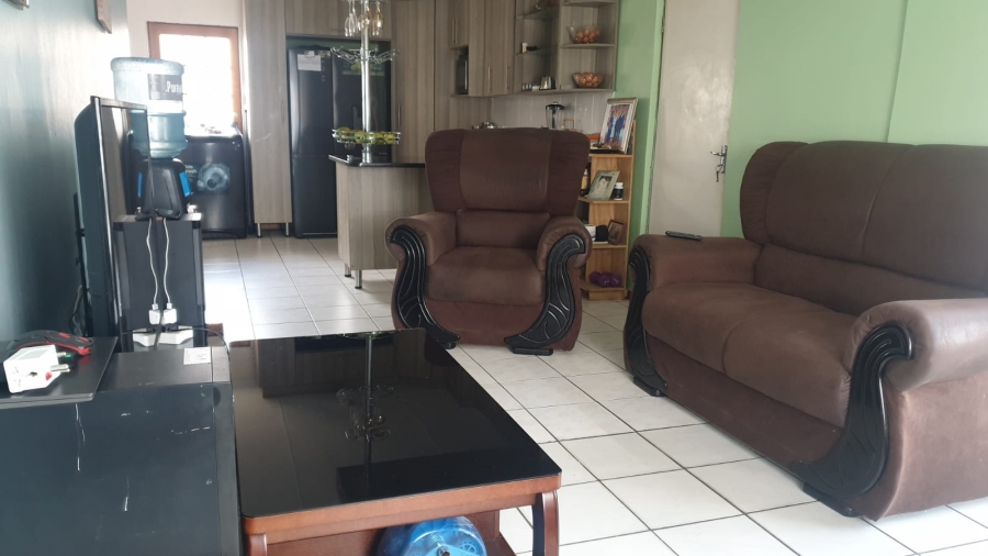 To Let 3 Bedroom Property for Rent in Wilsonia Eastern Cape